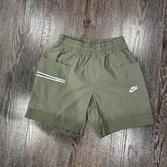 Nike Men’s Sportswear Woven Utility Shorts – Size Small (Olive Green) - Picture 2 of 8